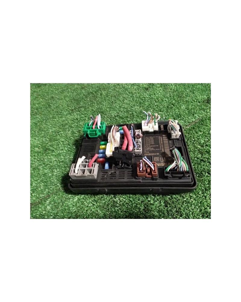 CAJA FUSIBLES/RELE