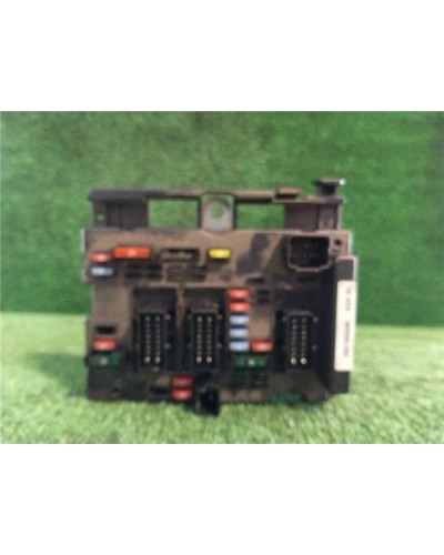 CAJA FUSIBLES/RELE