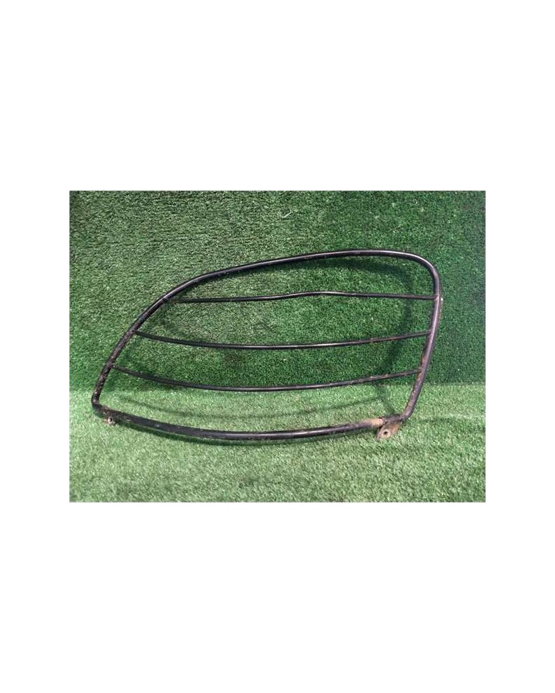 MOLDURA FARO IZDO.