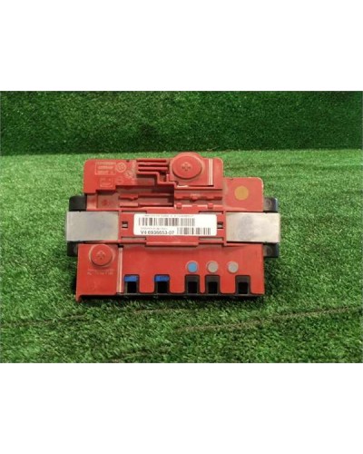 CAJA FUSIBLES/RELE