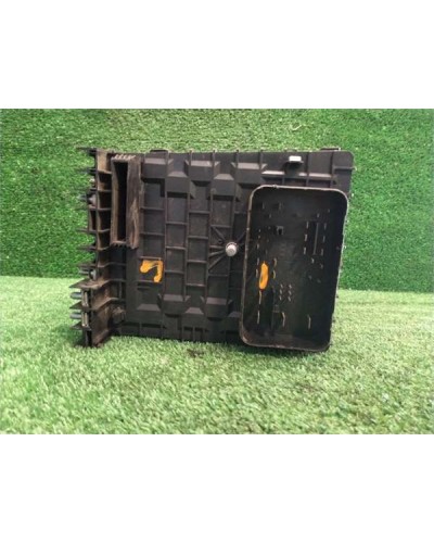CAJA FUSIBLES/RELE