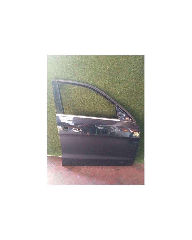 PUERTA DEL. DCHA.