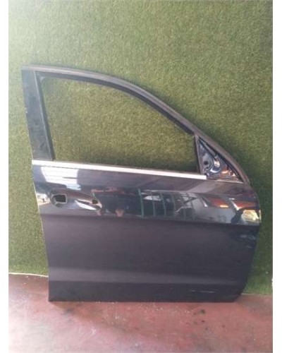 PUERTA DEL. DCHA.
