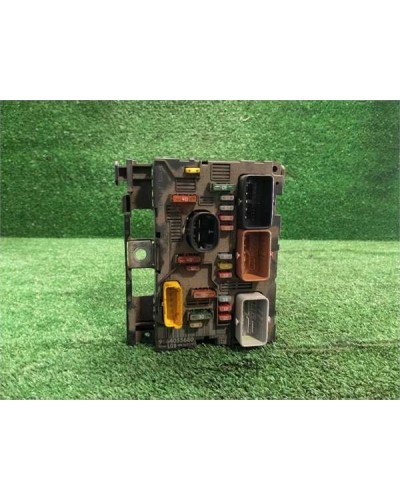 CAJA FUSIBLES/RELE