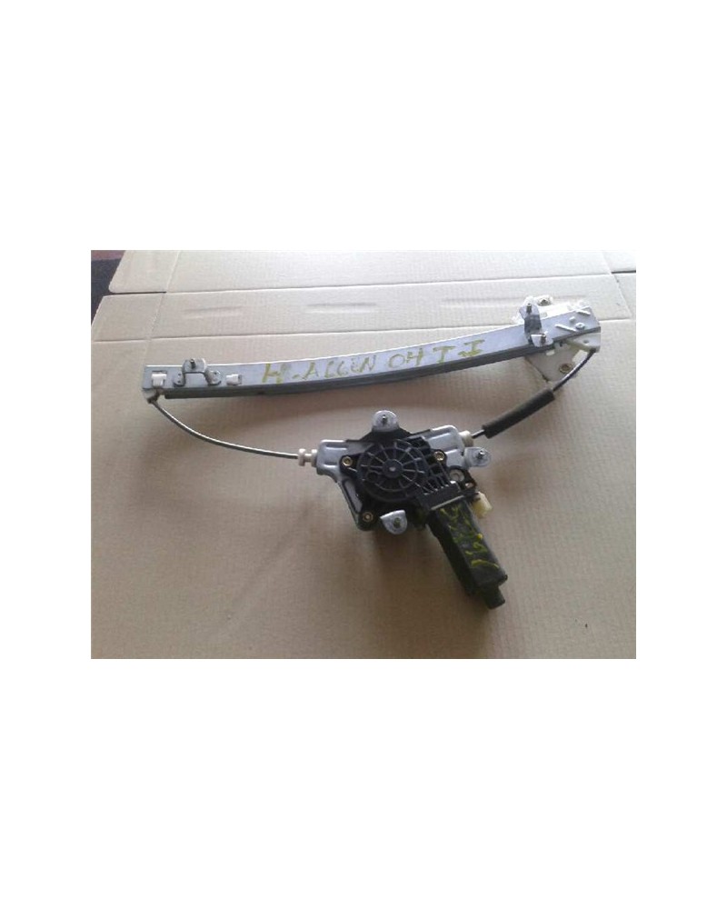ELEVALUNAS ELECTRICO TRA. IZDO.