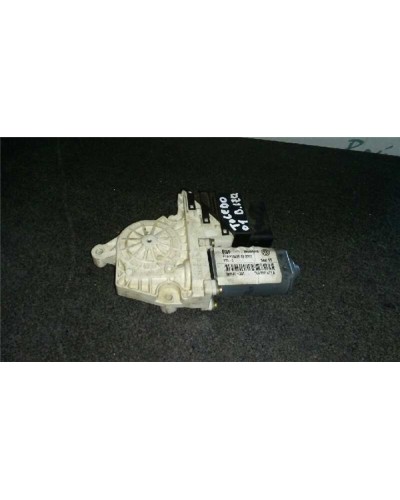 MOTOR ELEVALUNAS DEL. IZDO.