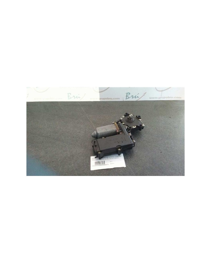 MOTOR ELEVALUNAS DEL. DCHO.