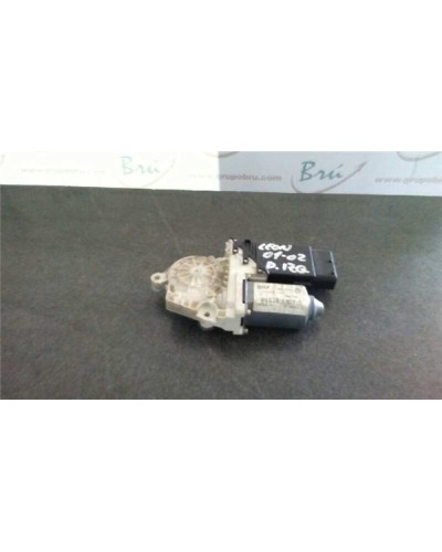 MOTOR ELEVALUNAS DEL. IZDO.