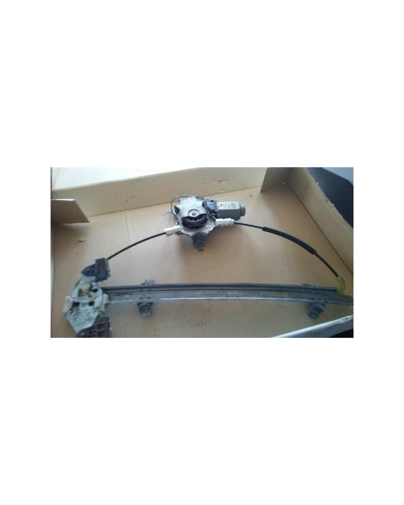ELEVALUNAS ELECTRICO DEL. IZDO.